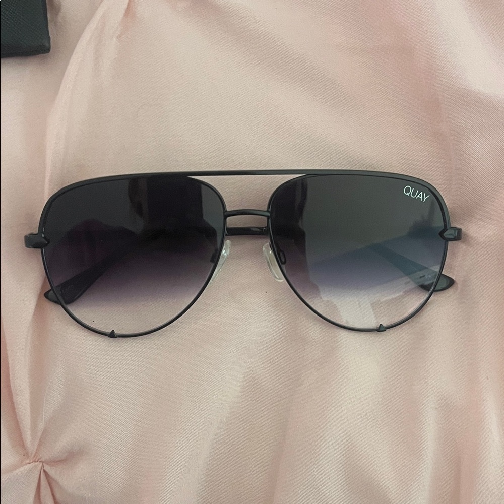 Quay Australia Gradient Black/Fade HIGH KEY Sunglasses